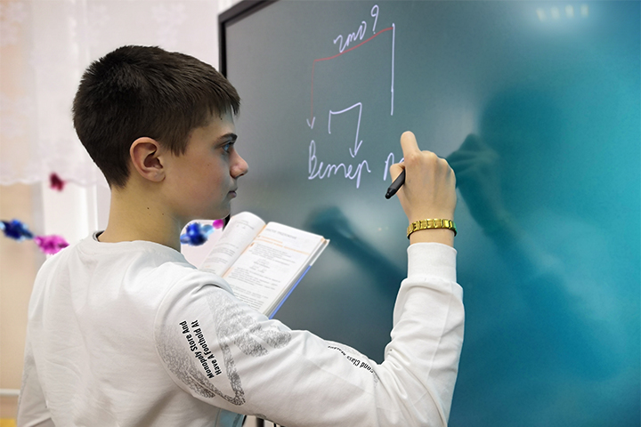 В школах Хакасии появятся 19 Центров образовательной среды